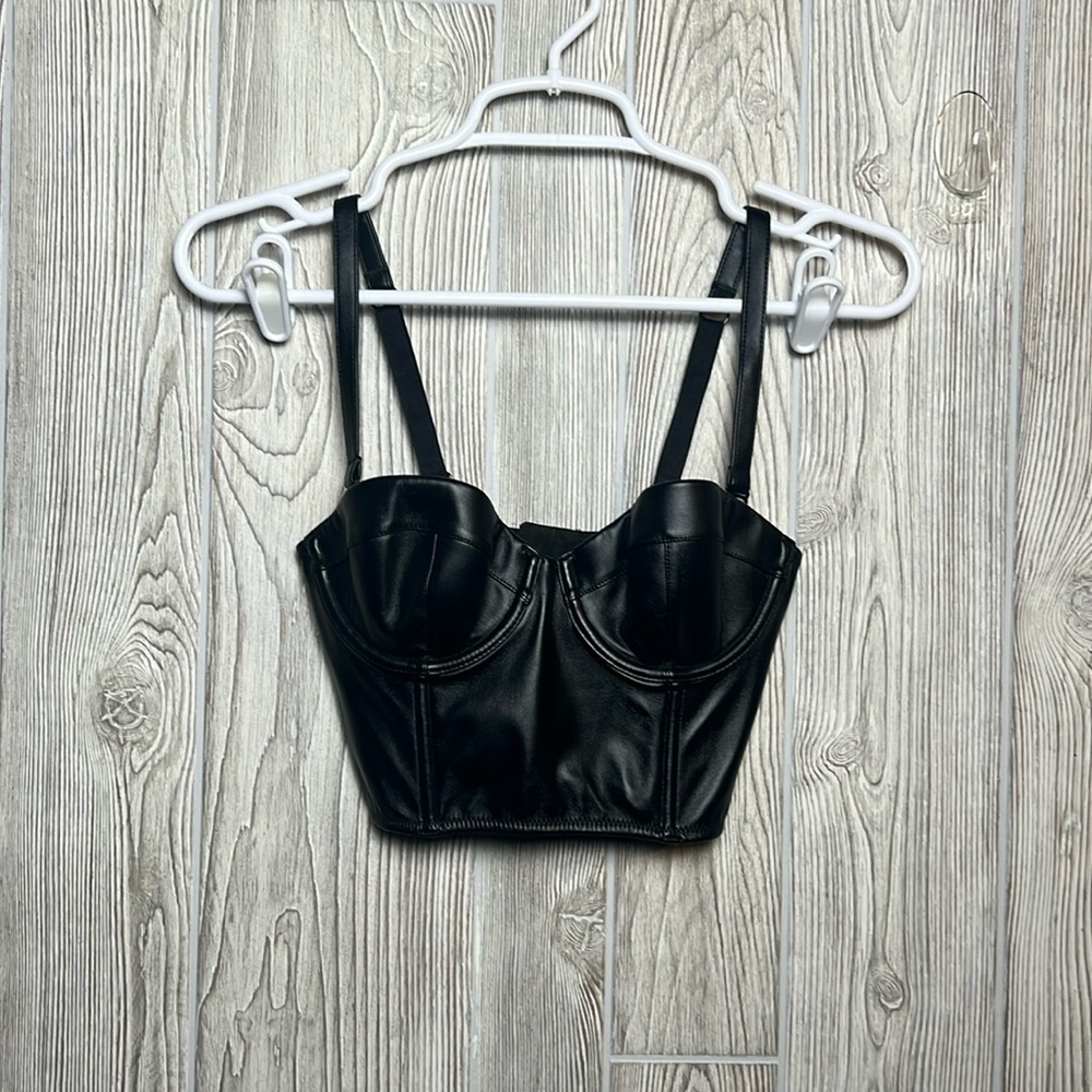 Victoria's Secret Black 32B Very Sexy Midnight Affair Patent Leather Push-Up